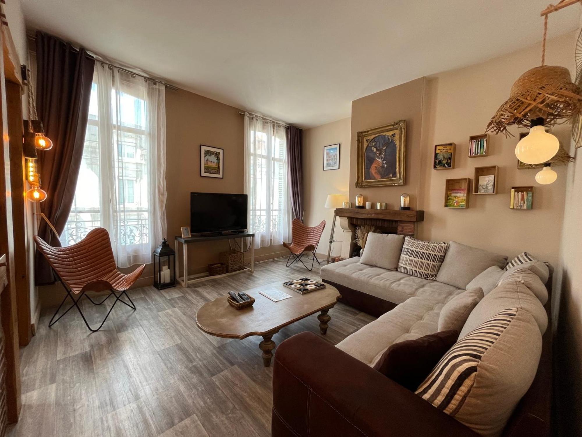 Cote Chateau - Grand Appartement Au Coeur De Blois Eksteriør bilde