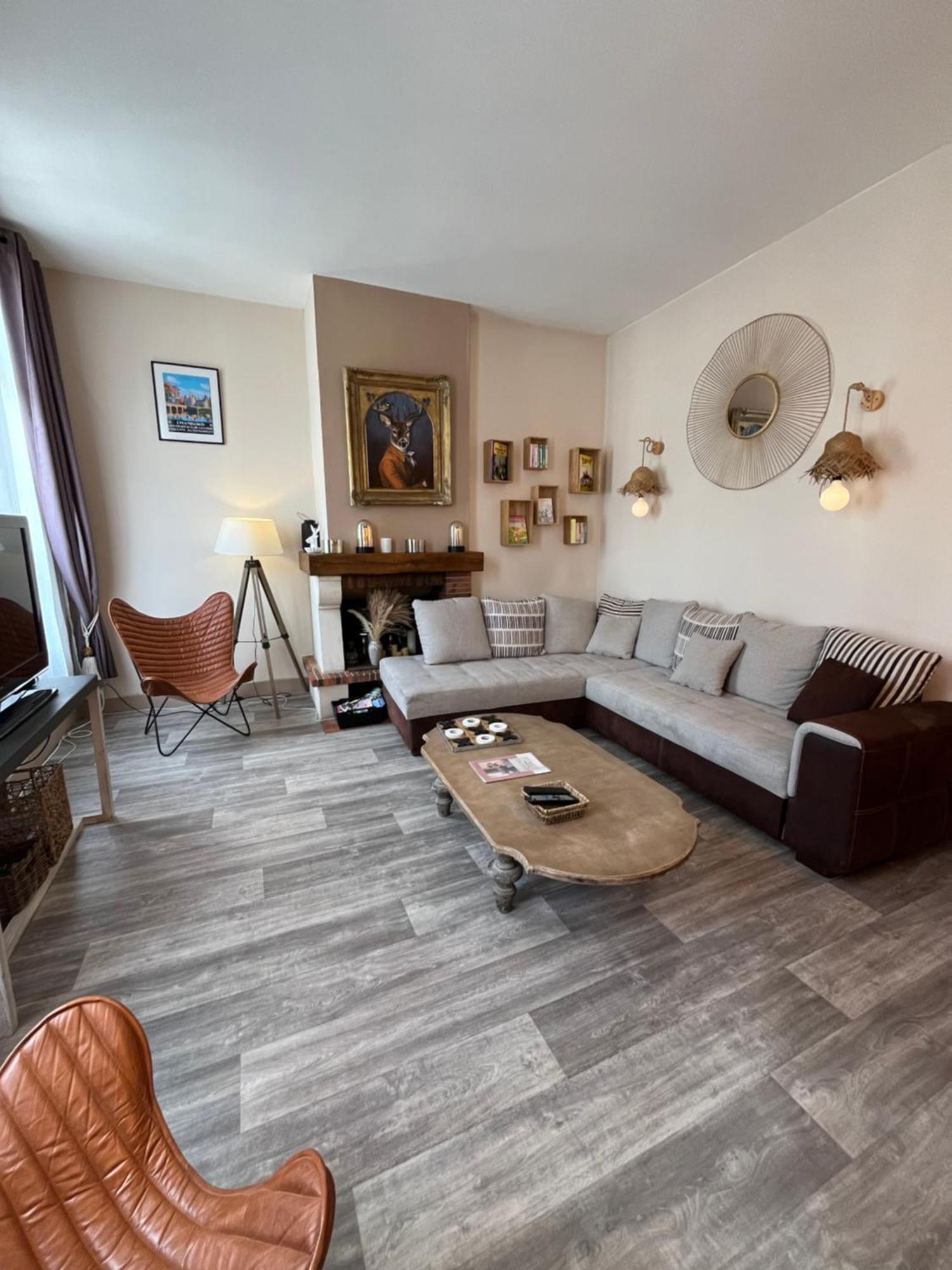 Cote Chateau - Grand Appartement Au Coeur De Blois Eksteriør bilde